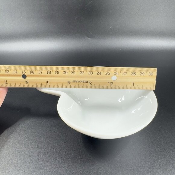 White Nautilus Shell Shaped Bowl Made Of Porcelain Ceramic Dish Bowl Small Plate - Picture 4 of 10